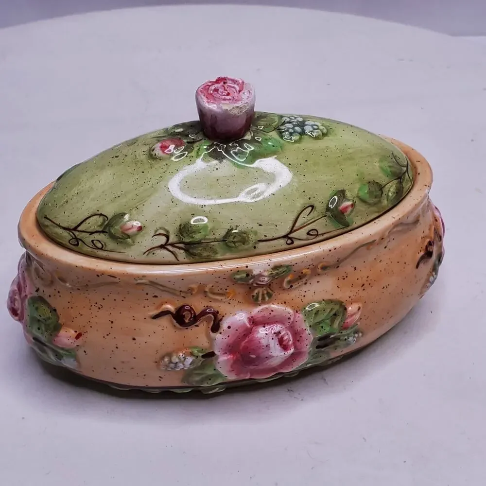 Vintage 2004 Brownlow Rosa Bella Trinket Box by Bonnie Griffin 8x3x3 Inch